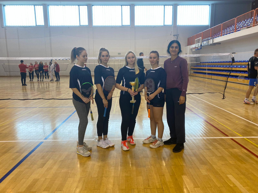 djevojke_badminton.jpg